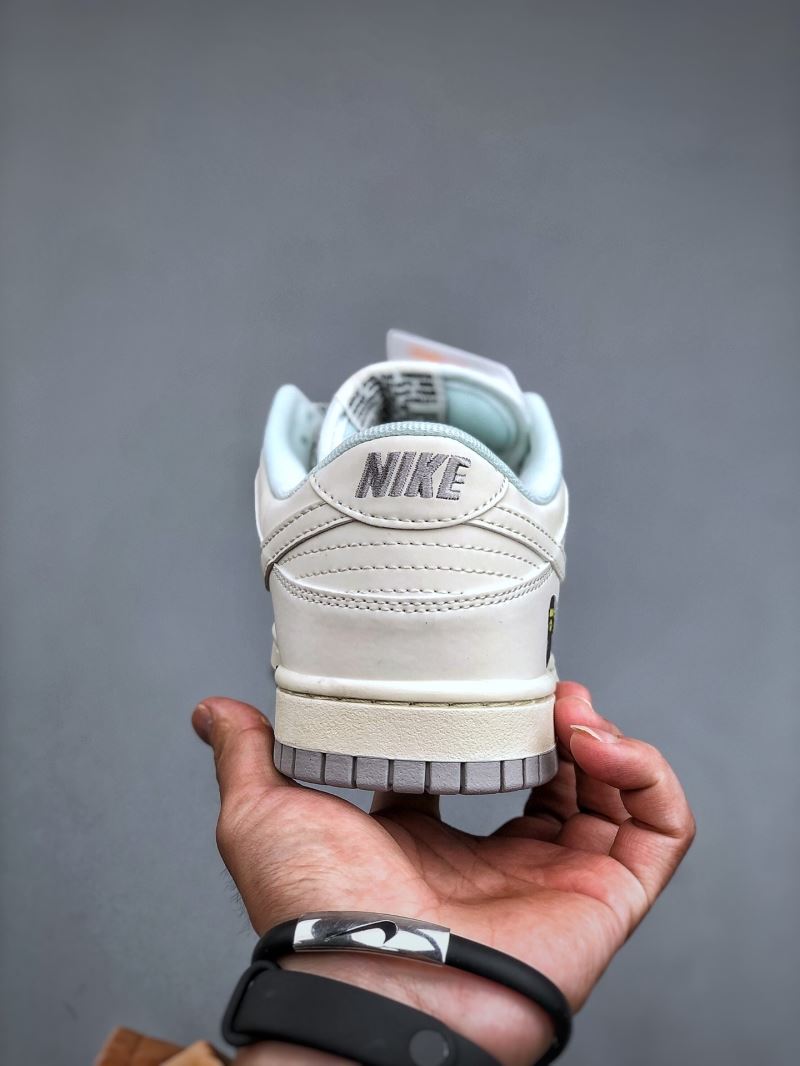 Nike Dunk Shoes